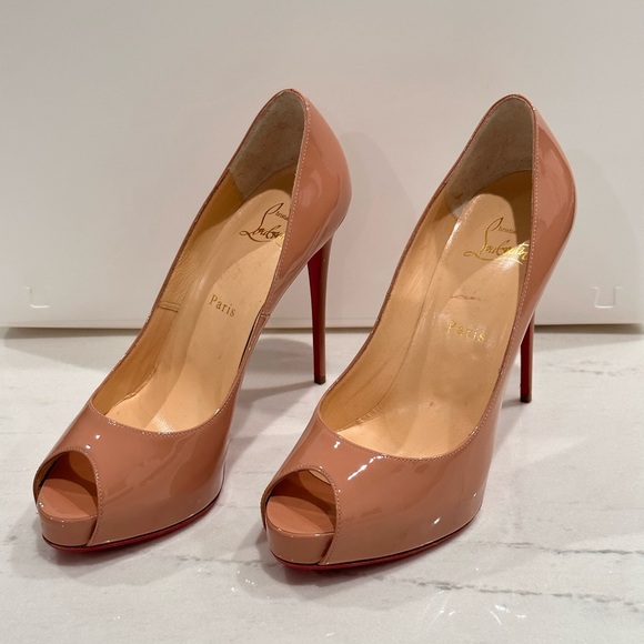 Christian Louboutin |38.5| Nude - Picture 1 of 4